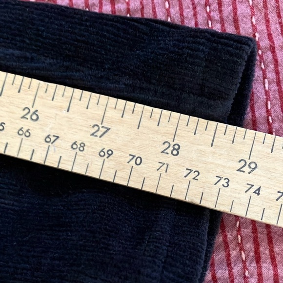 HUE velvety corduroy jean look leggings / Black Cotton Blend - Picture 12 of 16